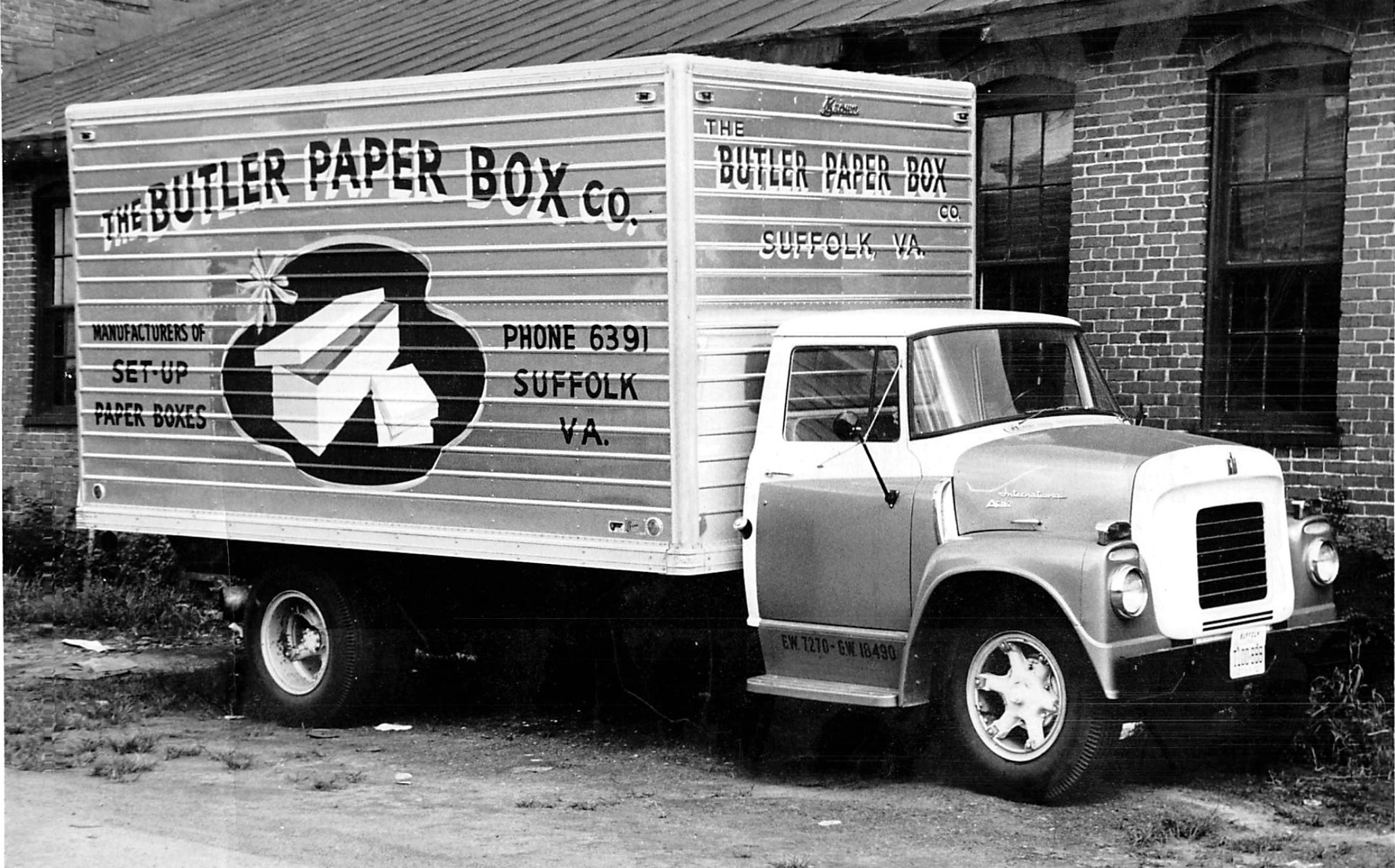 Box truck